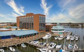 The Landing At Hampton Marina, Tapestry Collection By Hilton